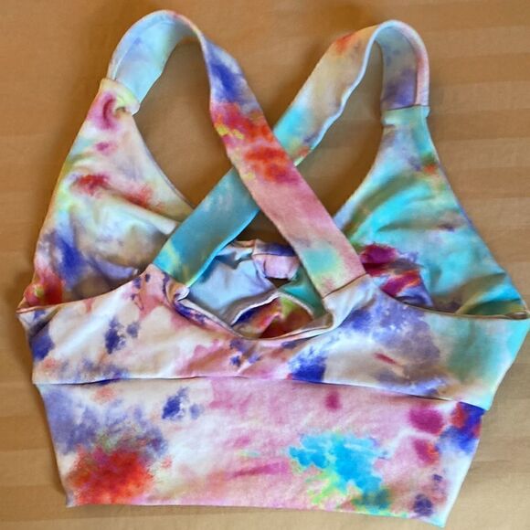 Shape Up Fitness Wear Multi color Pastel Bra with Front Twisted Knot. - Picture 3 of 5